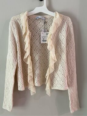 Zara Cream Ruffle-Front Knit Cardigan. Size Small